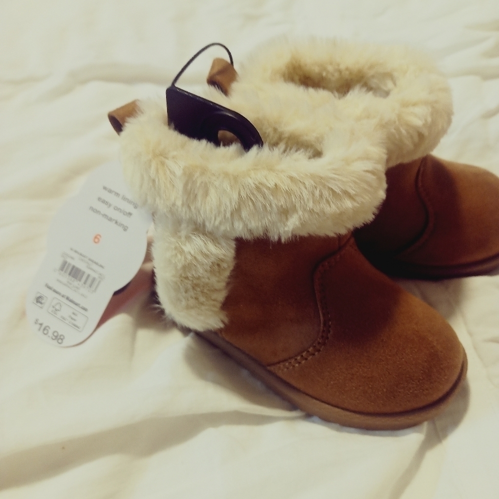 NWT wonder nation Boot